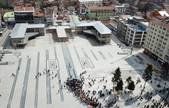 Çorum Belediyesi'nin yeni belediye binası inşaatı yarım kaldı!