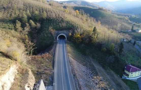 Karadeniz-Akdeniz Yolu'nun Topçam Tüneli ulaşıma açıldı!